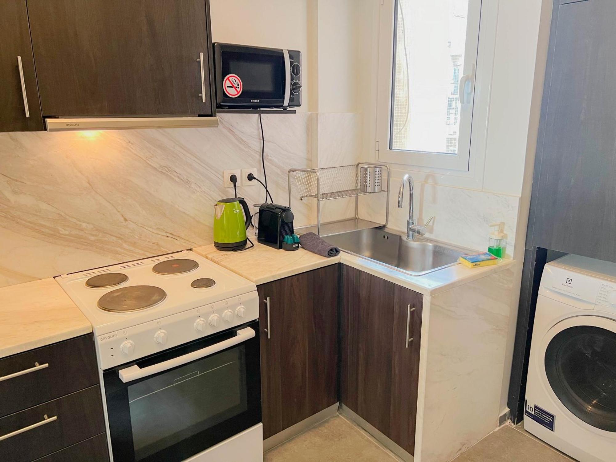 Family Two Bedroom Apartment Benaki Athen Eksteriør bilde