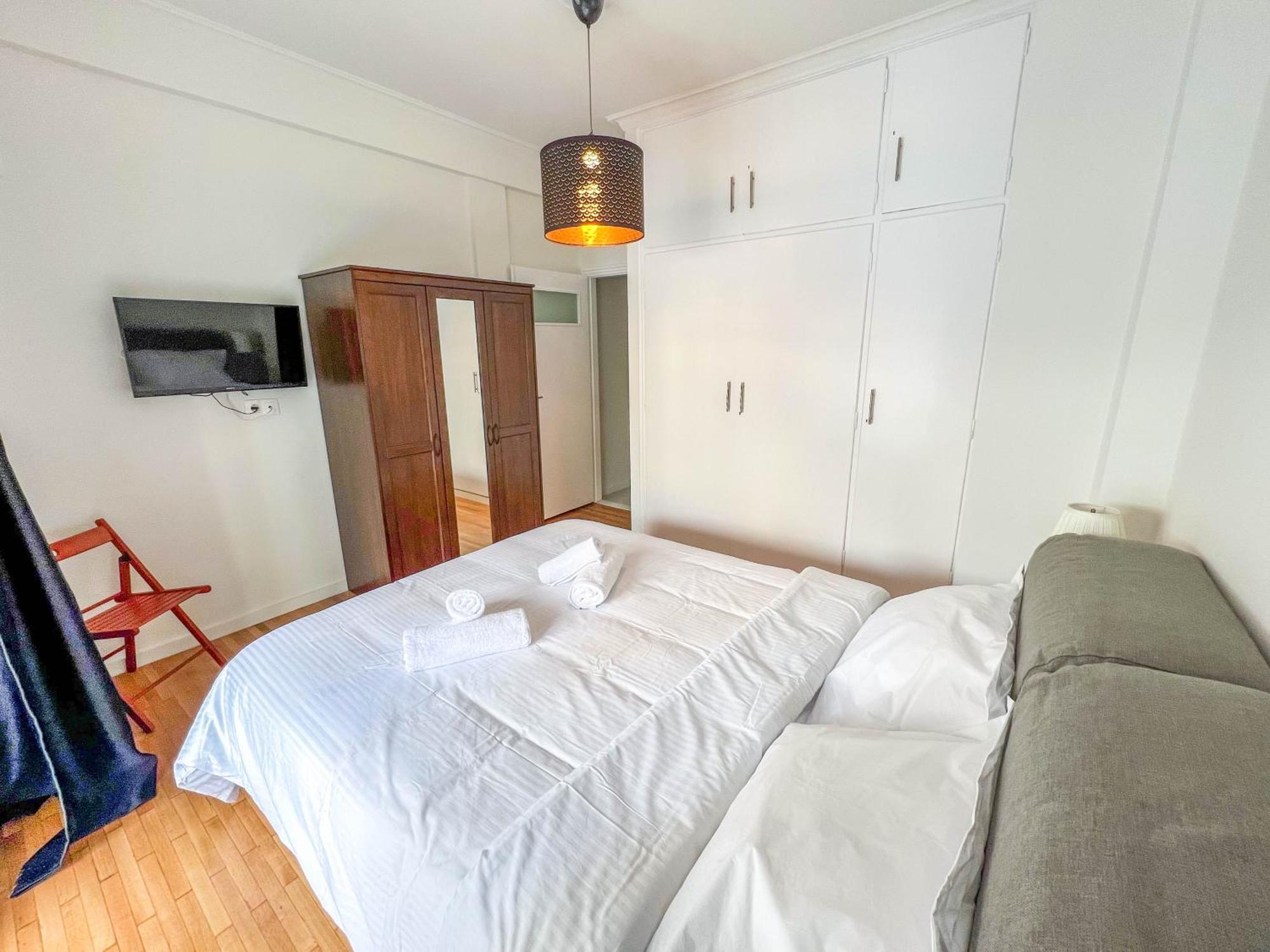 Family Two Bedroom Apartment Benaki Athen Eksteriør bilde